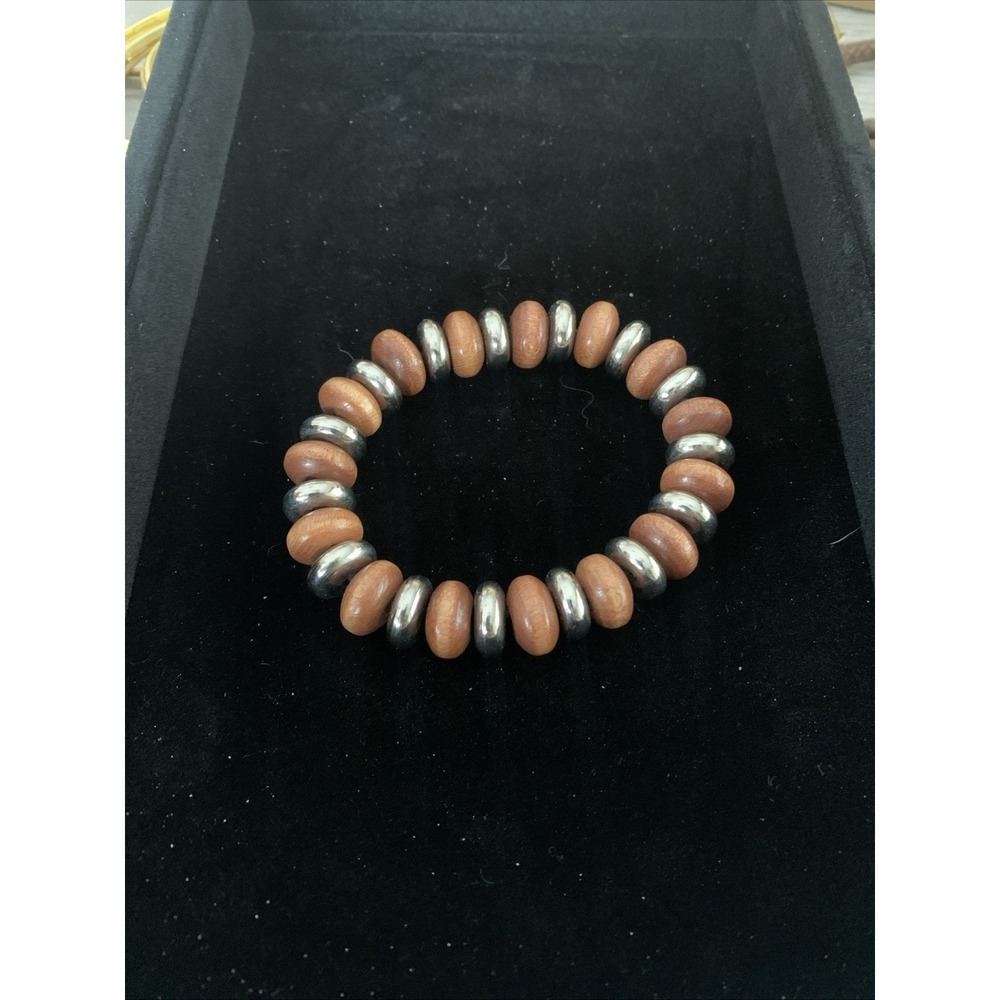 Bohemian Chic Natural‎ Wooden And Silver Tone Metal Beaded Disc Stretch Bracelet
